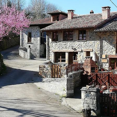 Corte Del Rondiellu 2 Onis Exterior photo