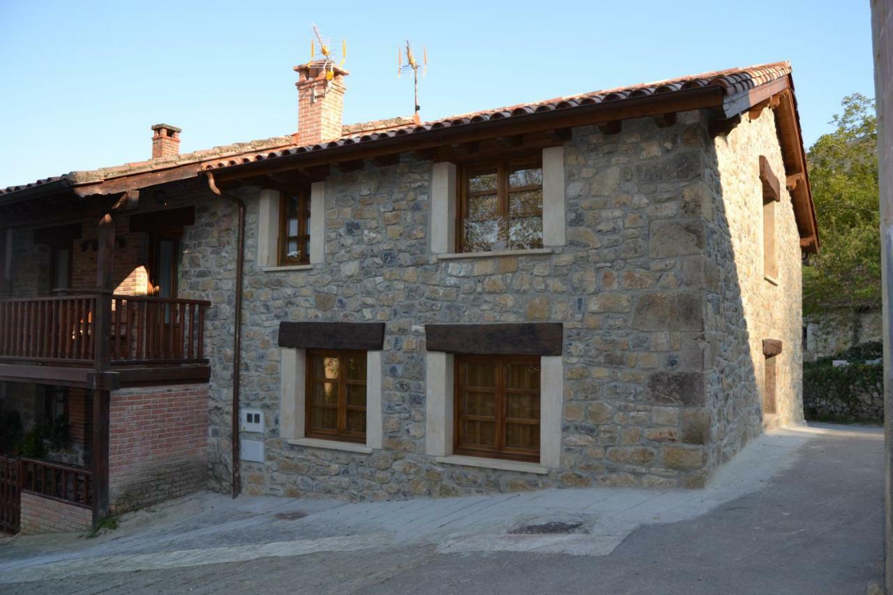 Corte Del Rondiellu 2 Onis Exterior photo