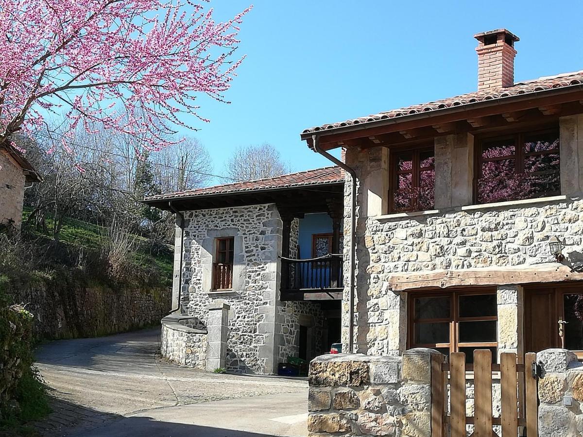 Corte Del Rondiellu 2 Onis Exterior photo